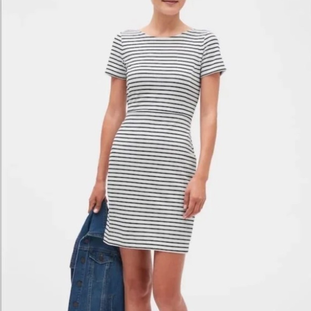 BANANA REPUBLIC Scoop Back Sheath Mini Dress